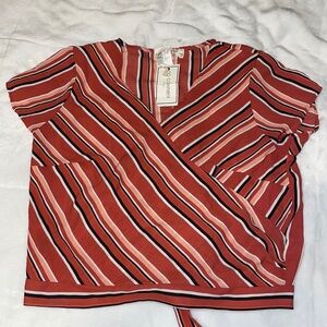 NWT stripped tie back blouse